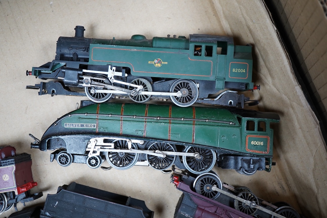 Three part-built 0 gauge railway brass and white metal locomotives by John Worsley; an ACE Products kit of an SR Bullied light Pacific with its original box, a SECR Wainwright H class 0-4-4T locomotive and an LNER class